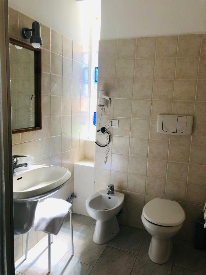 Hotel La Rosetta Scauri 스카우리 외부 사진