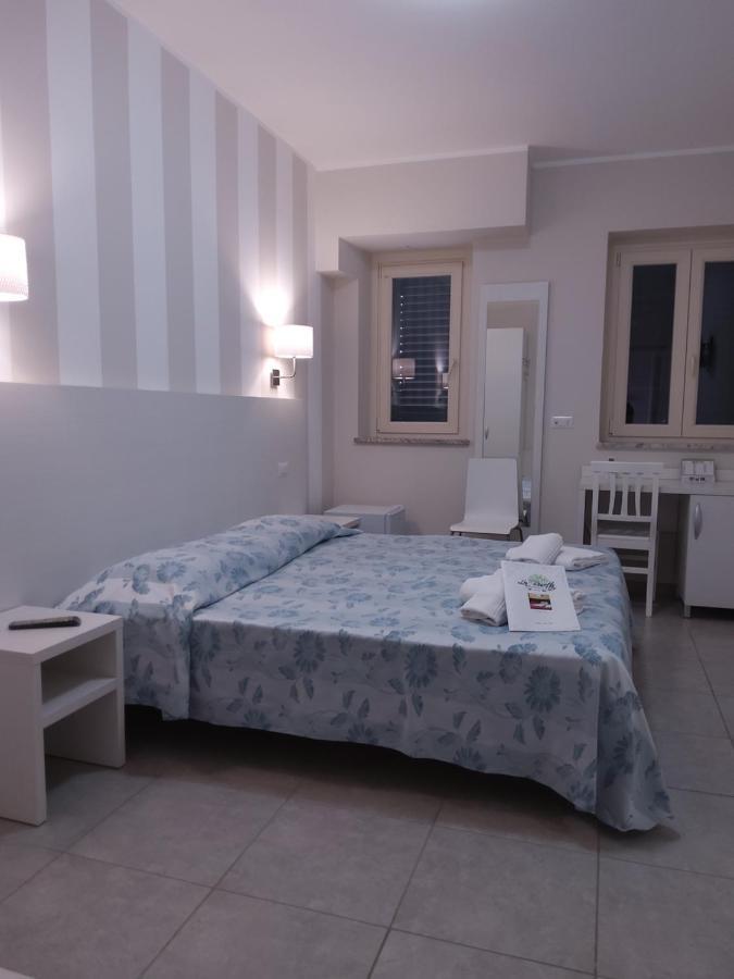 Hotel La Rosetta Scauri 스카우리 외부 사진